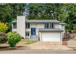 9995 Sw SIUSLAW Ln, Tualatin, OR 97062