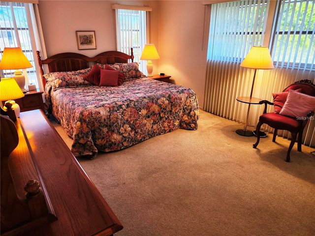 205 DOGWOOD CIRCLE 205, Seminole, FL 33777