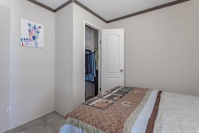 7075 Scott Dr, Odessa, TX 79766