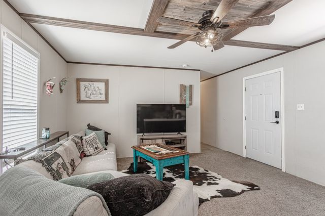 7075 Scott Dr, Odessa, TX 79766