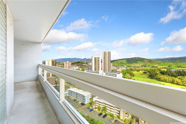 3045 Ala Napuaa Place 1701, Honolulu, HI 96818