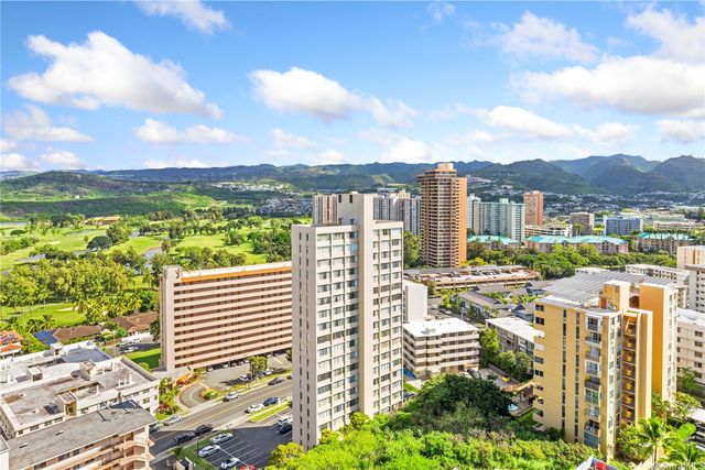 3045 Ala Napuaa Place 1701, Honolulu, HI 96818