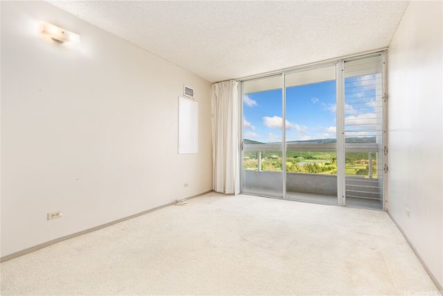 3045 Ala Napuaa Place 1701, Honolulu, HI 96818