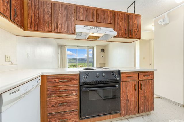 3045 Ala Napuaa Place 1701, Honolulu, HI 96818