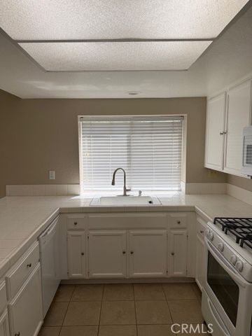 40198 Tanager Circle, Temecula, CA 92591