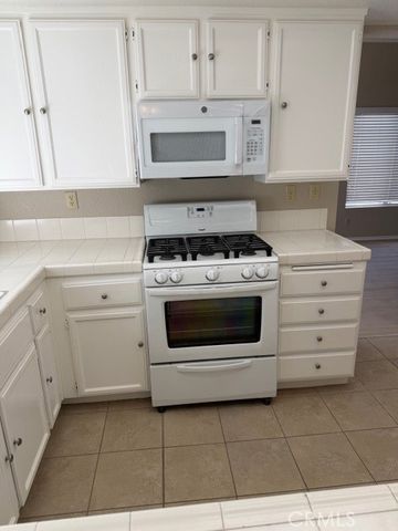 40198 Tanager Circle, Temecula, CA 92591
