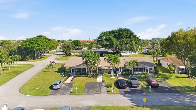 14440 Campanelli Drive, Delray Beach, FL 33484