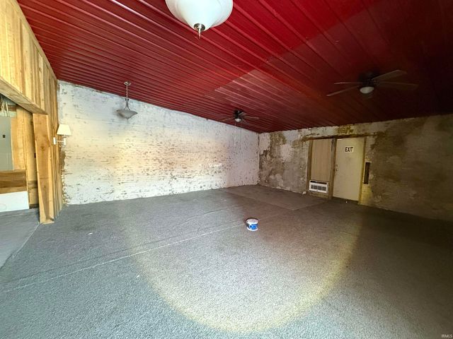615 W Main Street, Mitchell, IN 47446