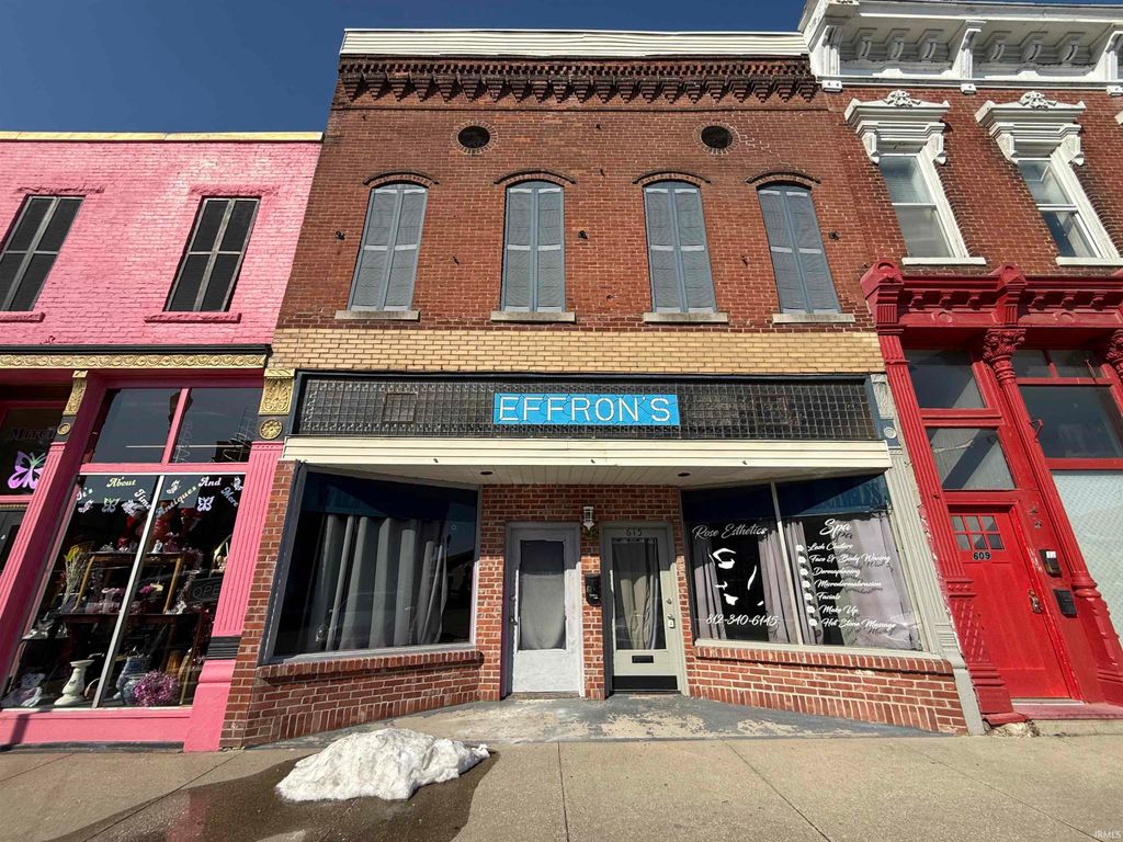 615 W Main Street, Mitchell, IN 47446