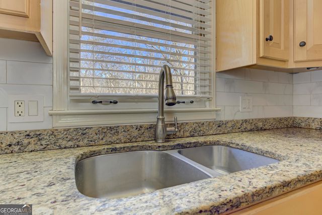 201 Ridgeway Road, Canton, GA 30114