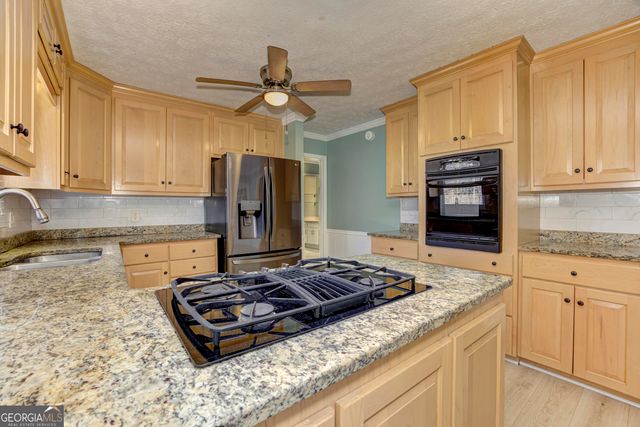 201 Ridgeway Road, Canton, GA 30114