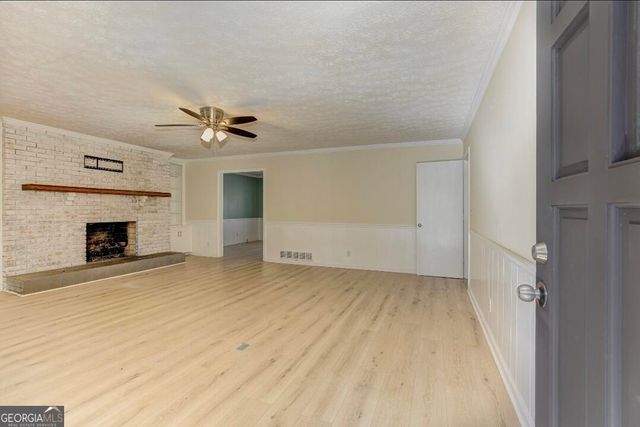 201 Ridgeway Road, Canton, GA 30114