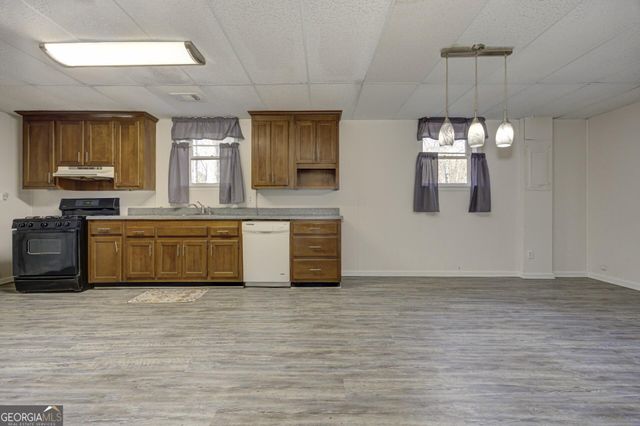 201 Ridgeway Road, Canton, GA 30114