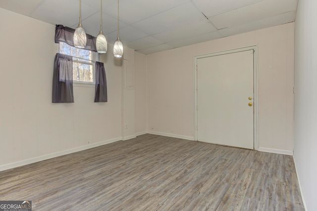 201 Ridgeway Road, Canton, GA 30114