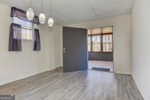 201 Ridgeway Road, Canton, GA 30114