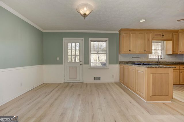 201 Ridgeway Road, Canton, GA 30114