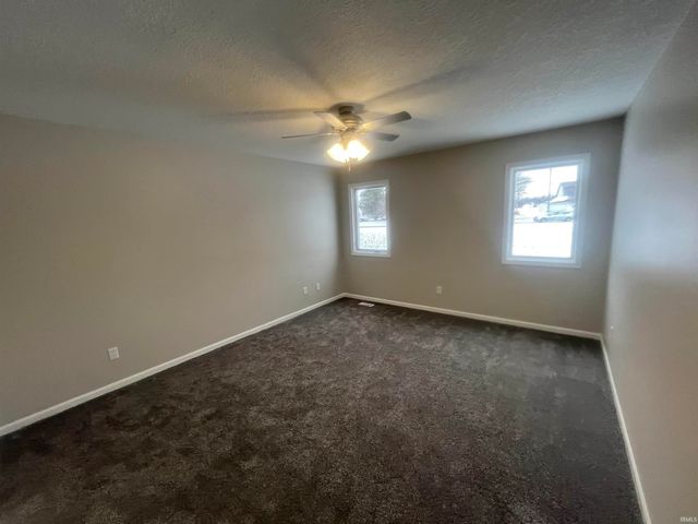 6823 Creekwood Trail, Fort Wayne, IN 46835