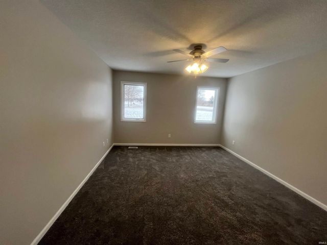 6823 Creekwood Trail, Fort Wayne, IN 46835