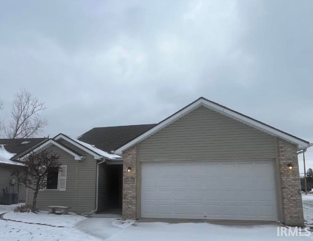 6823 Creekwood Trail, Fort Wayne, IN 46835