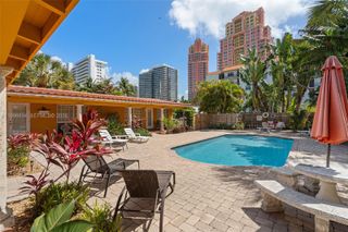 2033 NE 33rd Ave 3, Fort Lauderdale, FL 33305