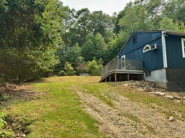 60 Heath Street, Newton, NH 03858