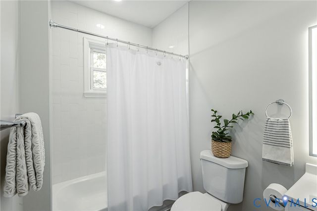 400 Allen Ave, Hopewell, VA 23860