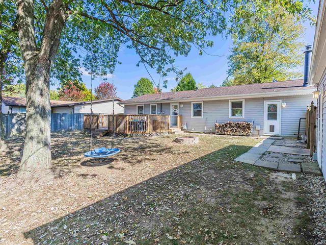 801 N Maxine Drive, Ossian, IN 46777