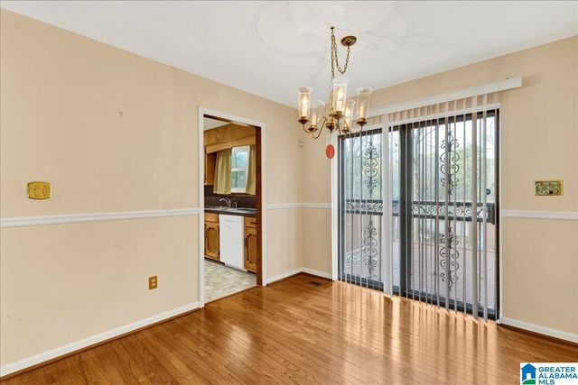 210 CANDLELIGHT LANE, Irondale, AL 35210