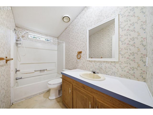 1117 Sw KALYCA Way, Beaverton, OR 97003