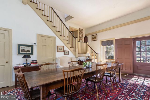 6766 LAUREL RD, New Hope, PA 18938