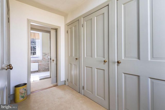 6766 LAUREL RD, New Hope, PA 18938