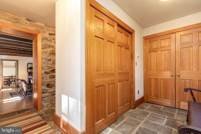 6766 LAUREL RD, New Hope, PA 18938