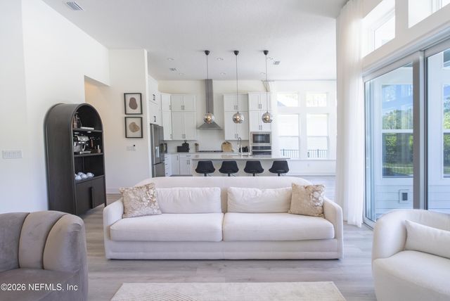 12229 GATHERING PINES Road, Jacksonville, FL 32224