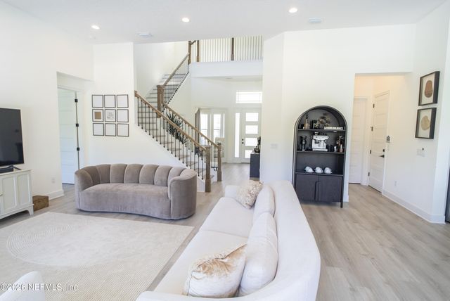 12229 GATHERING PINES Road, Jacksonville, FL 32224