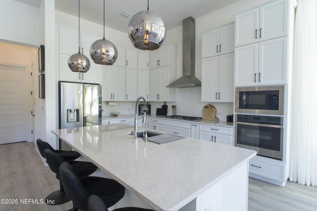 12229 GATHERING PINES Road, Jacksonville, FL 32224