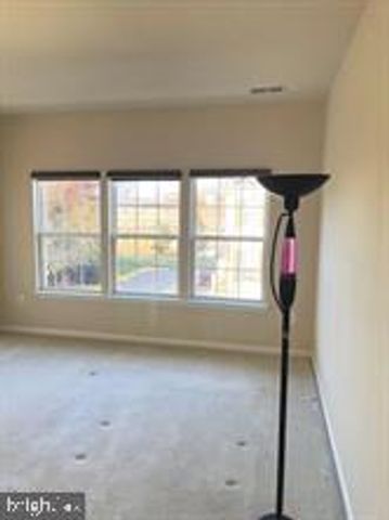 12035 OVERBRIDGE LN, Fairfax, VA 22030