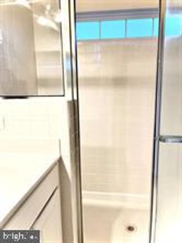 12035 OVERBRIDGE LN, Fairfax, VA 22030