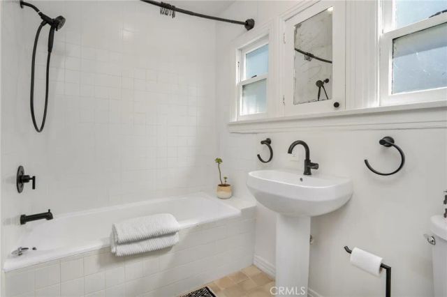 255 Isabel Street, Los Angeles, CA 90065
