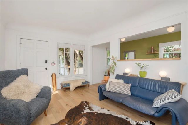 255 Isabel Street, Los Angeles, CA 90065