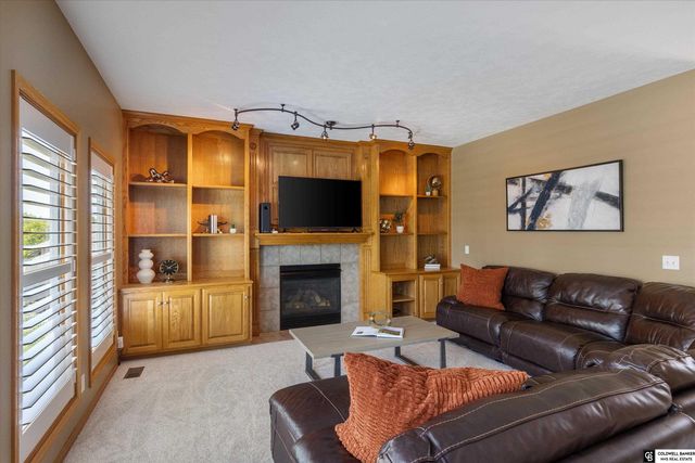 7303 N 155 Terrace, Bennington, NE 68007