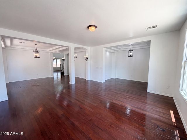 4118 W SAINT ANNE Avenue, Phoenix, AZ 85041