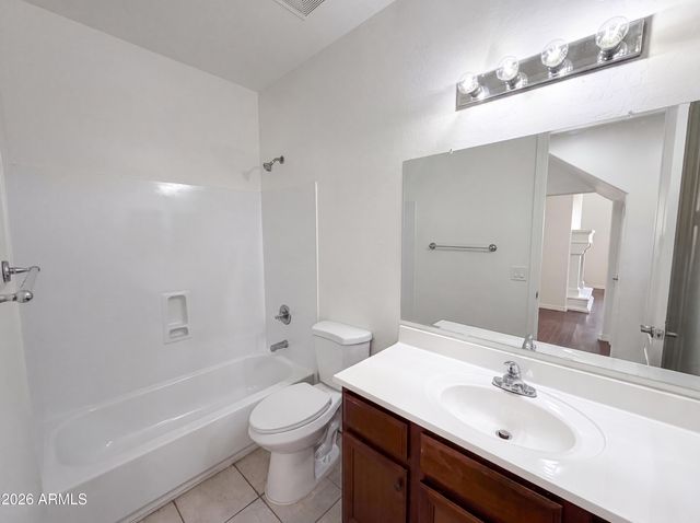 4118 W SAINT ANNE Avenue, Phoenix, AZ 85041