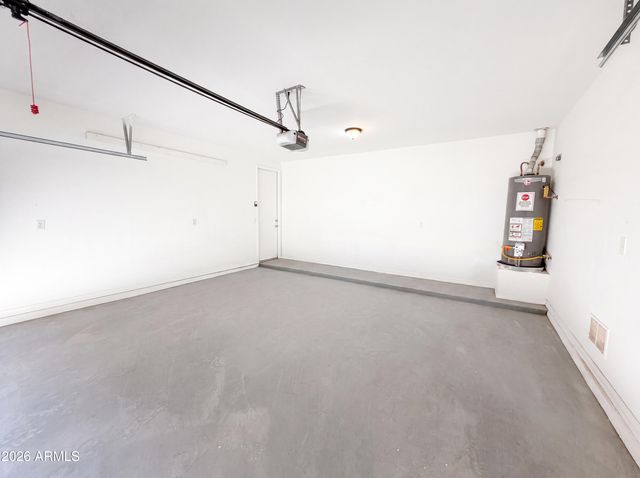 4118 W SAINT ANNE Avenue, Phoenix, AZ 85041
