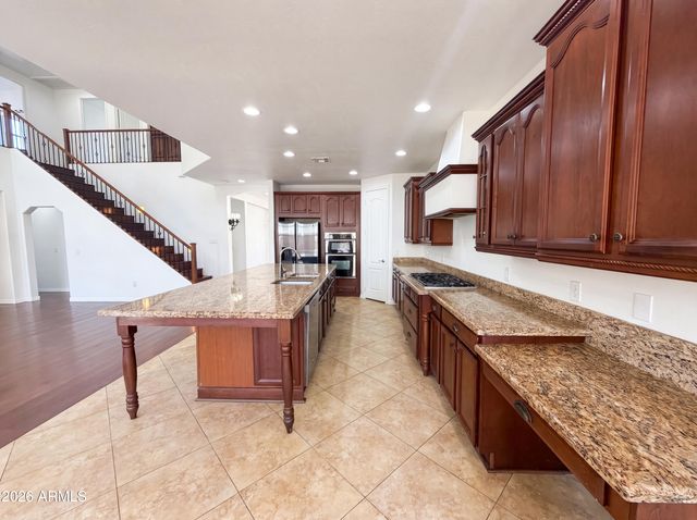 4118 W SAINT ANNE Avenue, Phoenix, AZ 85041