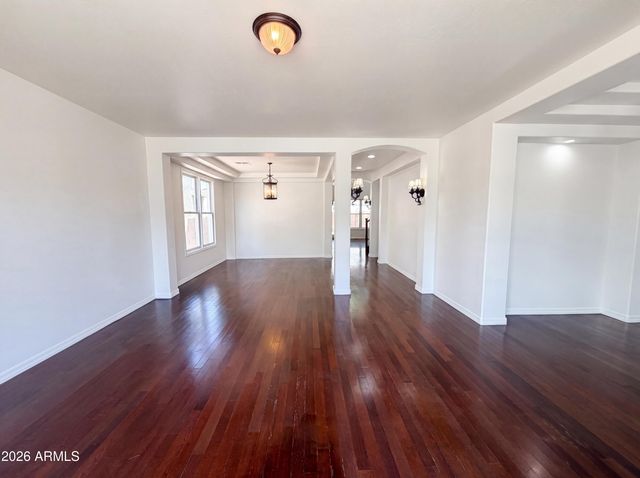 4118 W SAINT ANNE Avenue, Phoenix, AZ 85041