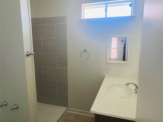 3907 Windmill Street, Sugar Land, TX 77479