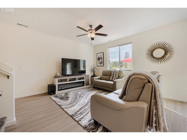 4087 Sw 42ND St, Gresham, OR 97080