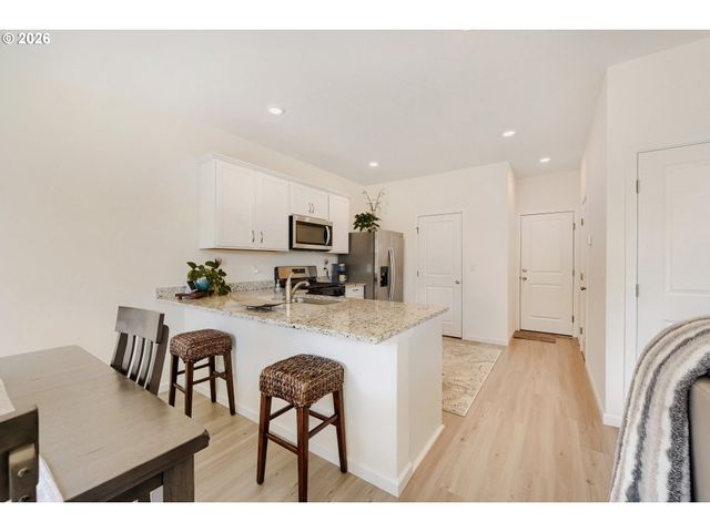 4087 Sw 42ND St, Gresham, OR 97080
