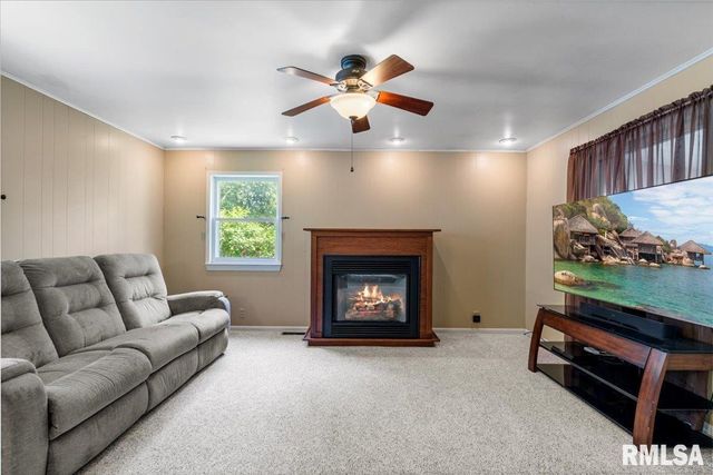 609 WASHINGTON Street, Prophetstown, IL 61277