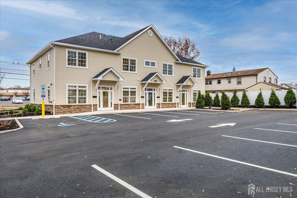 1400 Hamilton Boulevard 3, South Plainfield, NJ 07080